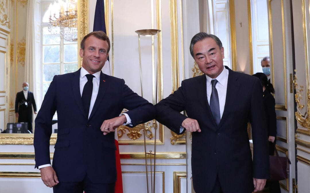 Entre dragons et coqs: Un nouveau chapitre Franco-Chinois