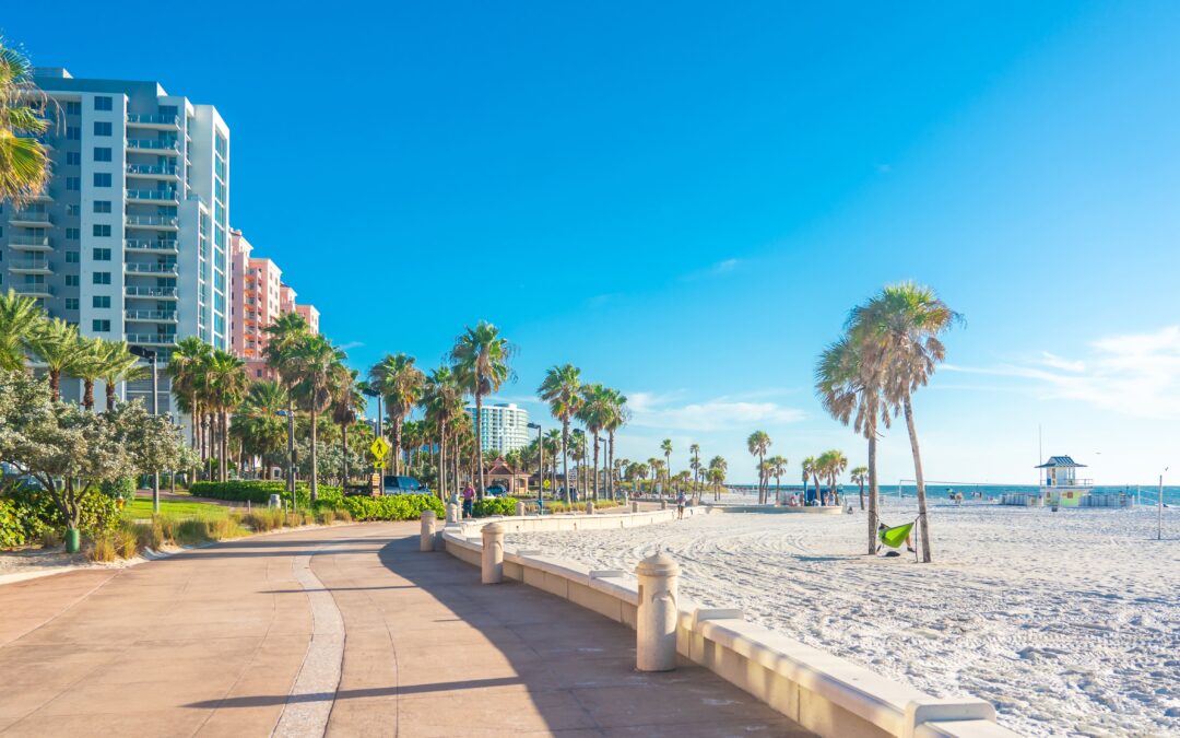 Floride restreint accès réseaux sociaux pour les mineurs : nouvelle loi 2024