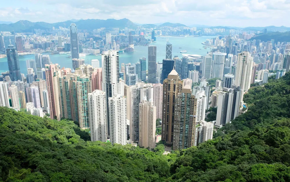 Hong Kong Pionnière des ETF Bitcoin et Ethereum