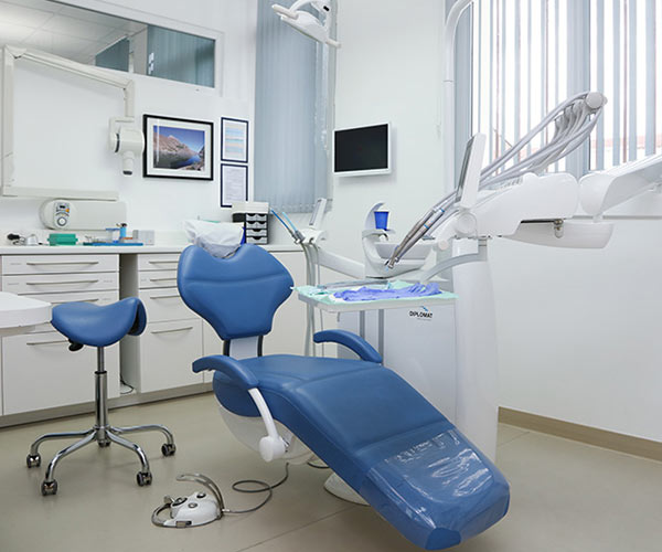 Scandale dentaire : Lorsque le soin se mue en fraude