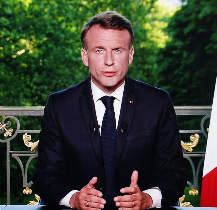 La bataille des législatives 2024 : Une France en ébullition