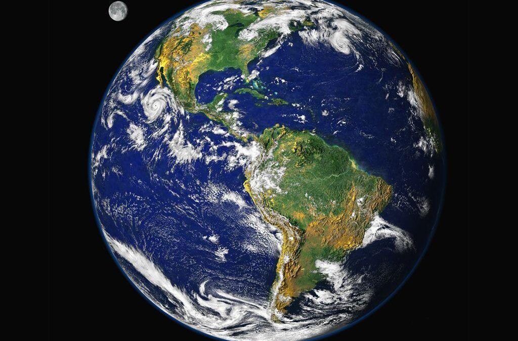 Des jumeaux numériques de la Terre pour scruter le changement climatique : une révolution technologique en marche