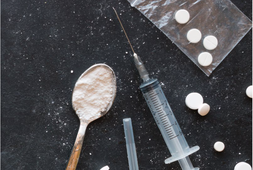 Nitazènes : l&rsquo;ombre mortelle des nouveaux opioïdes de synthèse