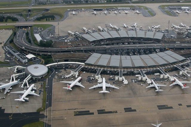 Révolte silencieuse chez Aéroport de Paris : la grève qui défiait la direction pendant les JO